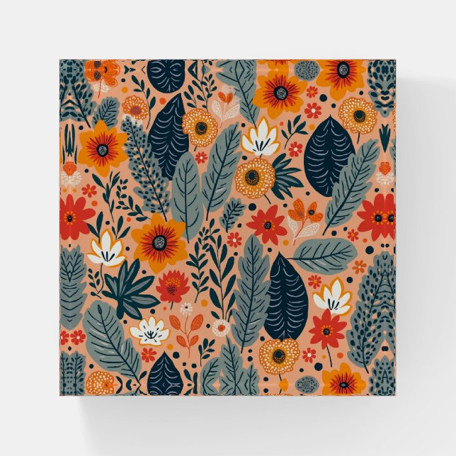 Pretty and sensual paperweights paperweight (Front)