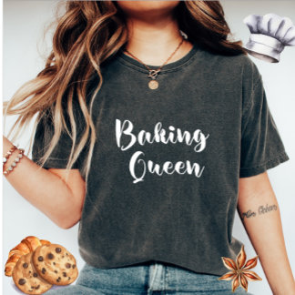 Pretty Baking Queen Women's T-Shirt