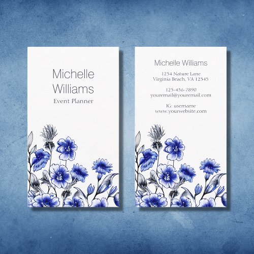 Pretty Blue and White Flower Sketch Business Card