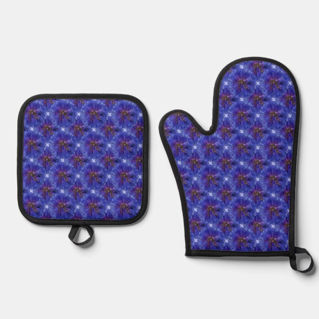 Pretty Blue Penstemons Floral Pattern Oven Mitt & Pot Holder Set (Front)