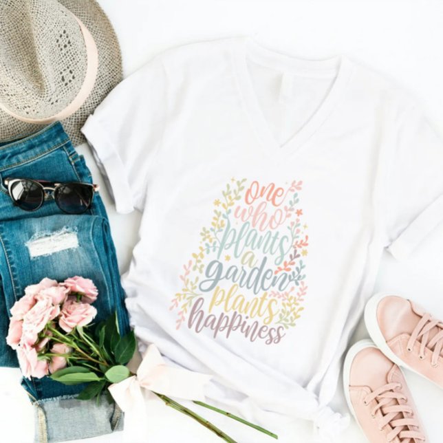Pretty Boho Botanical Gardener Quote T-Shirt (Creator Uploaded)