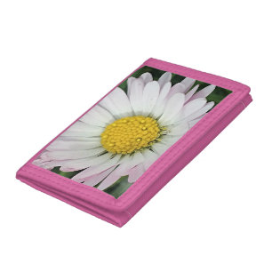 Pretty daisy trifold wallet