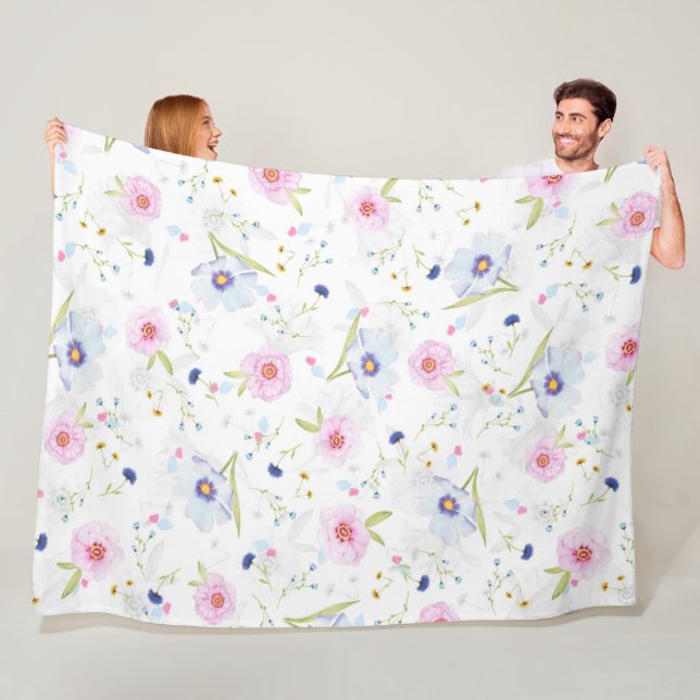 Pretty Floral Pattern Fleece Blanket (In Situ)