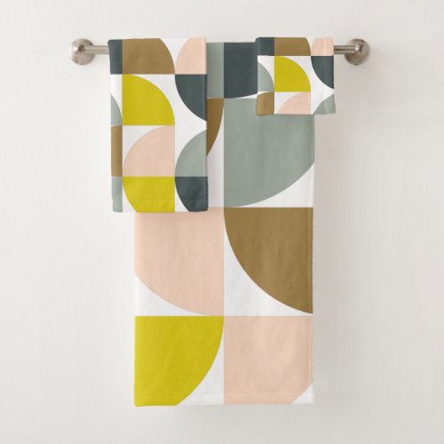 Pretty Geometric Shapes Pattern in Soft Colors Bath Towel Set