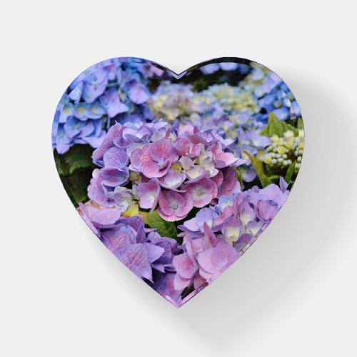 Pretty Hydrangea Flowers Glass Heart Paperweight