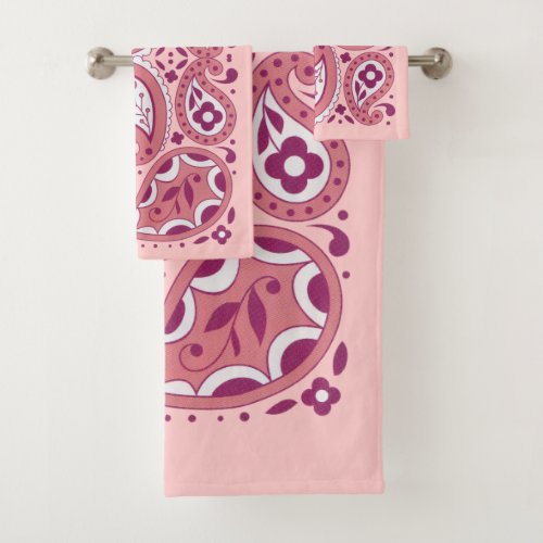 Pretty Paisley Design Tear Drops Daisies in Pinks Bath Towel Set