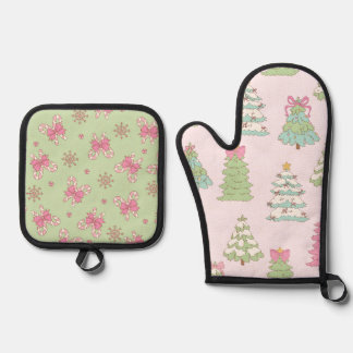 Pretty Pastel Christmas Trees and Bows Oven Mitt & Pot Holder Set