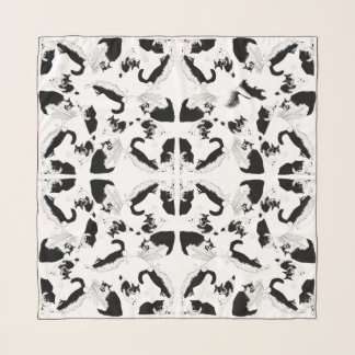 Pretty Pierrette Scarf