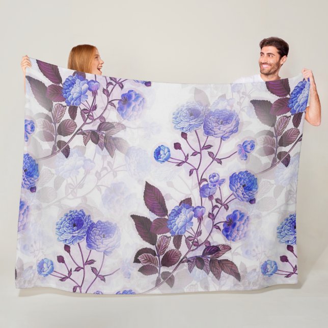 Pretty Purple Flower Print Fleece Blanket (In Situ)