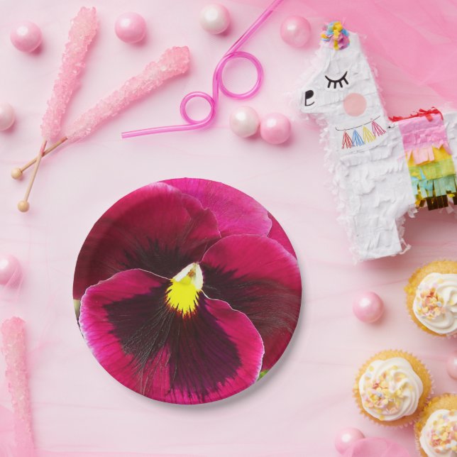 Pretty Purple Pansy Floral Paper Plates (Party)