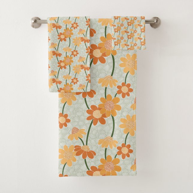Pretty retro muted 1970s flowers bath towel set (Insitu)