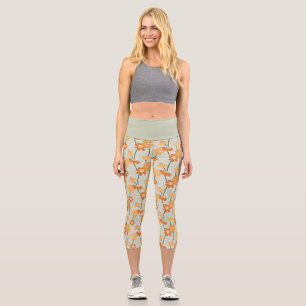 Pretty retro muted 1970s flowers capri leggings