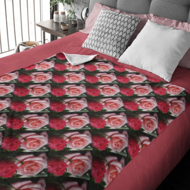 Pretty Roses Pink Red Floral Pattern Fleece Blanket (Pretty Roses Pink Red Floral Pattern Fleece Blanket)