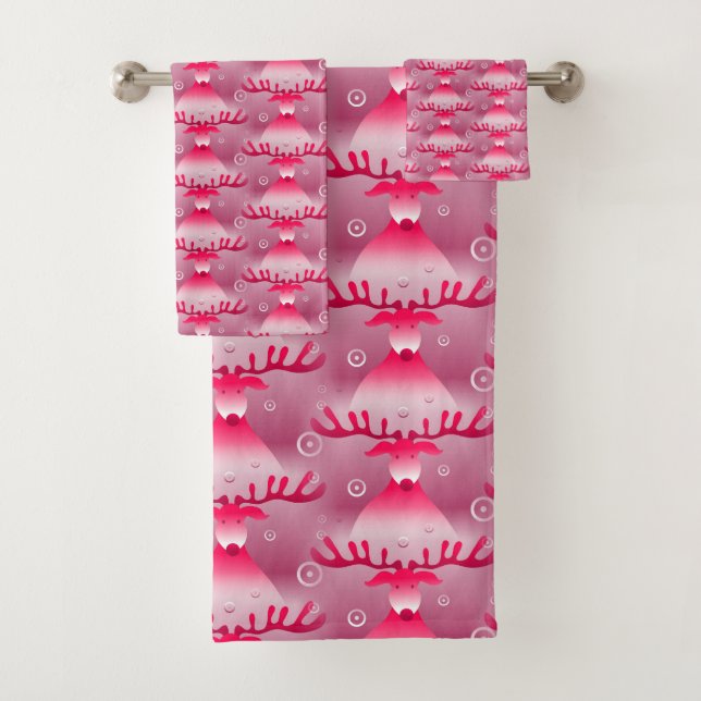 Pretty Rudolph Red Nose Reindeer Christmas Holiday Bath Towel Set (Insitu)