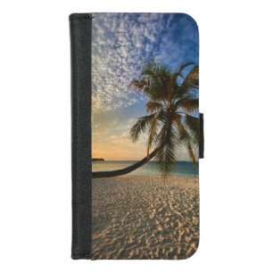 Pretty Sea Animals iPhone 8/7 Wallet Case