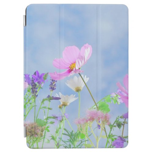 Pretty Spring Wild Flowers iPad Air Cover