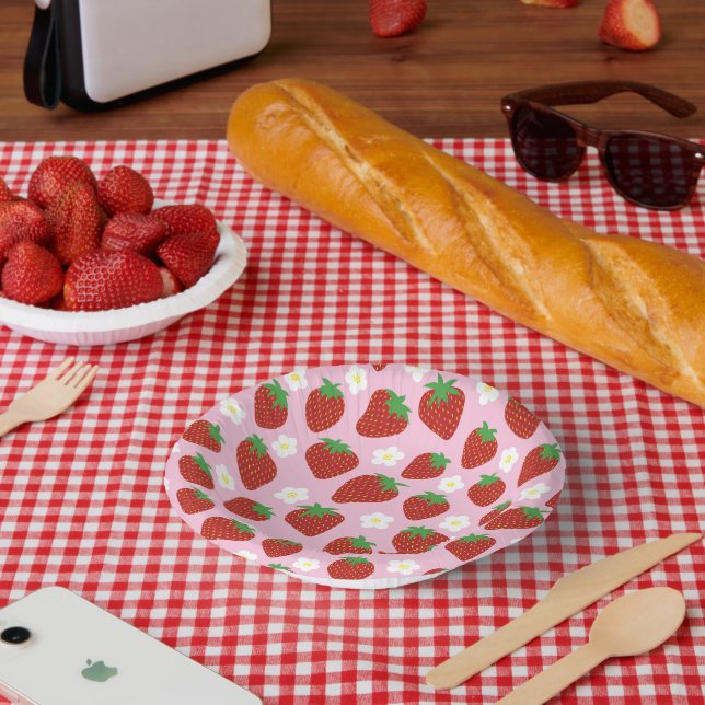 Pretty summer strawberry pattern paper bowls (Picnic)