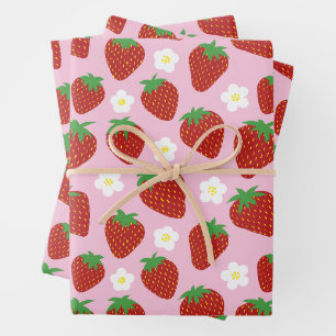 Pretty summer strawberry pattern wrapping paper sheets