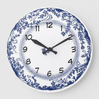 pretty vintage blue delft plate clock