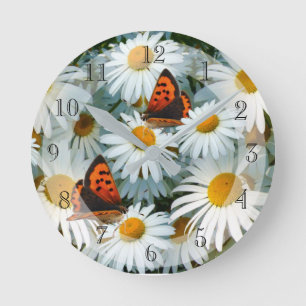Pretty White Daisies Round Clock
