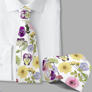 Pretty Wild Flowers Pattern Floral Neck Tie