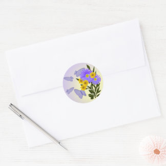 Pretty Wildflower and Violet Gingham Butterfly Classic Round Sticker