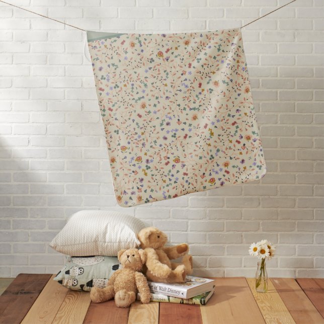 Pretty wildflower floral pattern baby blanket (In Situ)