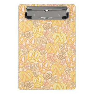 Pretzel Pattern Mini Clipboard