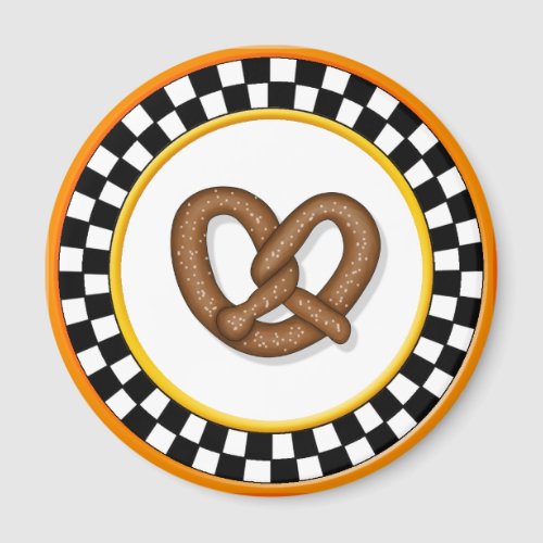 Pretzel  Round Checkerboard Magnet