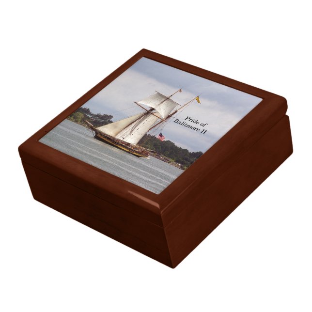 Pride of Baltimore II keepsake box (Side)