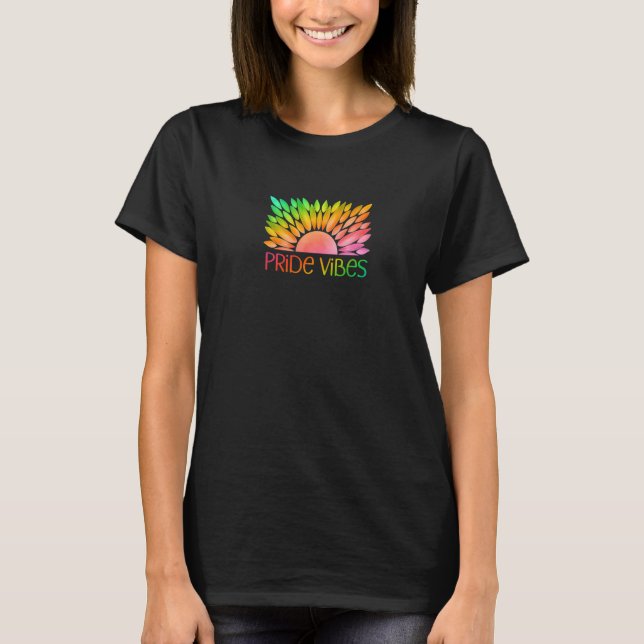 Pride Vibes Pride Month Lgbtq Rainbow Sun Aestheti T-Shirt (Front)