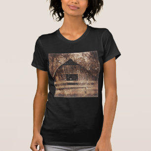 Primitive Winter Snow Country Rural Old Barn T-Shirt