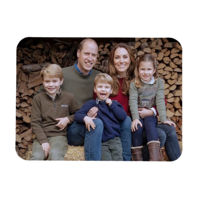 Prince William and family Dec 2020 stylized Magnet (Horizontal)