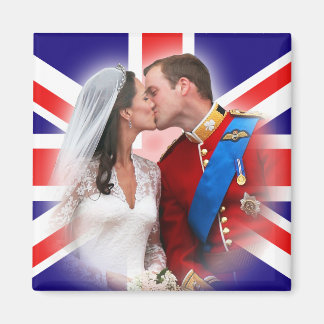 Prince William & Kate Balcony Kiss Magnet