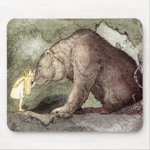 Princess Bella kissing poor little bear Mouse Pad