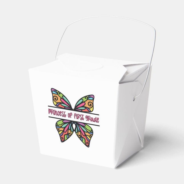 Princess Of First Grade Favor Boxes (Front Side)