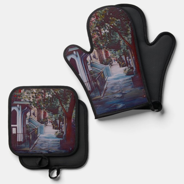 Pristine Walk on 19th Street Oven Mitt & Pot Holder Set (Front/Back)