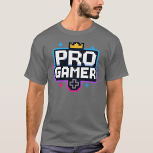 PRO GAMER — Pixel Art 8-Bit Badge T-Shirt
