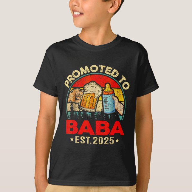 Promoted To Baba Est 2025 Vintage  T-Shirt (Front)