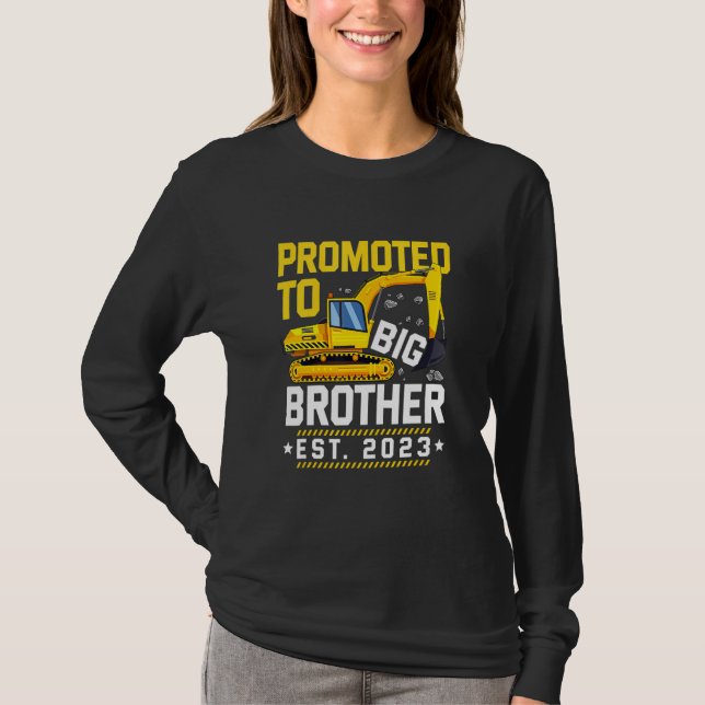 Promoted to Big Bro 2023 Leveled up to Big Brother T-Shirt (Front)