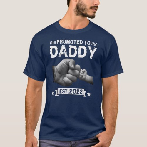 Promoted To Daddy Est 2022 Retro Fathers Day New T_Shirt