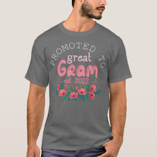 Promoted to Gram Est 2022 First Time Grandma Mothe T-Shirt