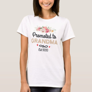 Promoted to Grandma Est 2020 T-Shirt
