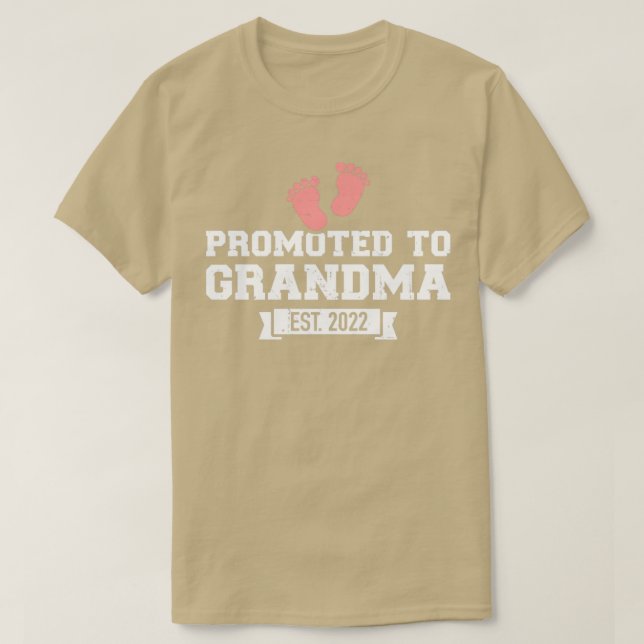Promoted to grandma est 2022 T-Shirt (Design Front)