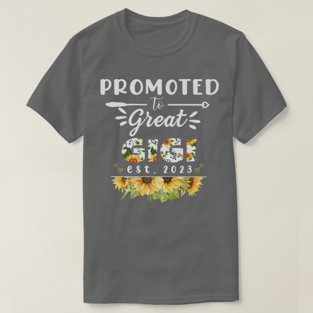 Promoted to Great Gigi Est 2023 Floral First Time  T-Shirt (Design Front)