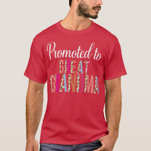 Promoted To Great Grandma Pregnancy Announcement L T-Shirt
