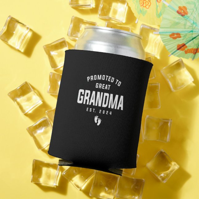 Promoted To Great Grandma To Be Est 2024 Can Cooler (In Situ Summer)