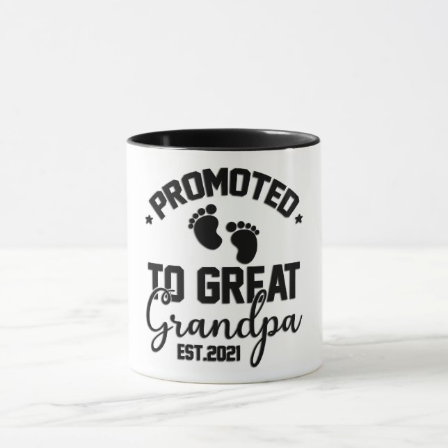 Promoted To Great Grandpa Established 2021 Mug (Center)
