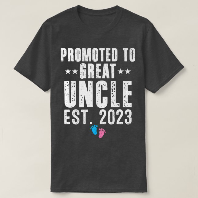 Promoted To Great Uncle 2023 Pregnancy Reveal Pink T-Shirt (Design Front)