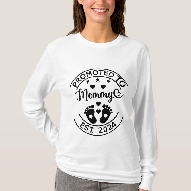 promoted to mommy and to daddy 2024 T-Shirt (Front)